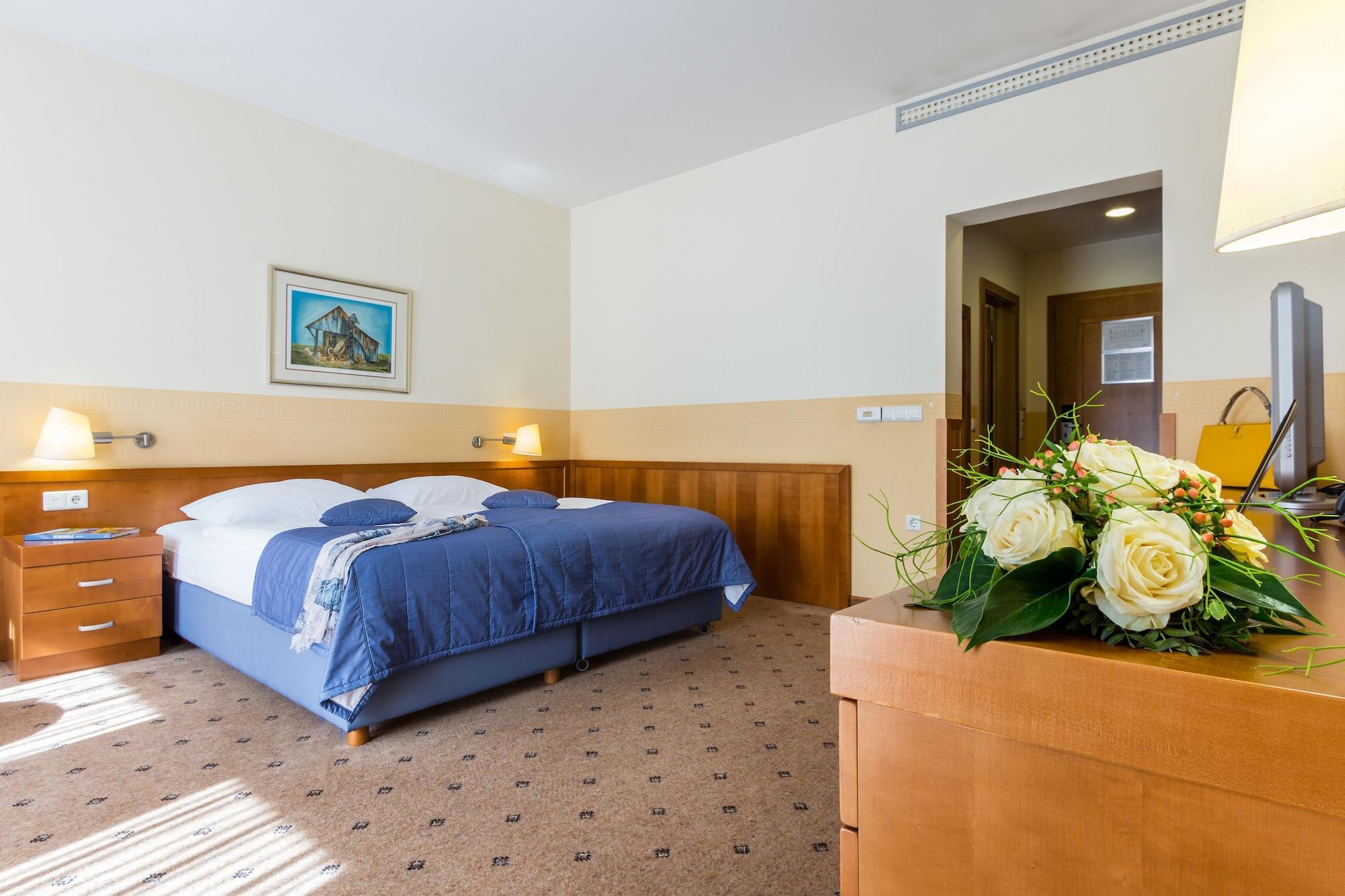 Habakuk Wellness & Event Hotel Maribor Luaran gambar
